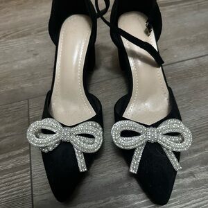 Black Bow Accent Pointed Toe Women’s Heels